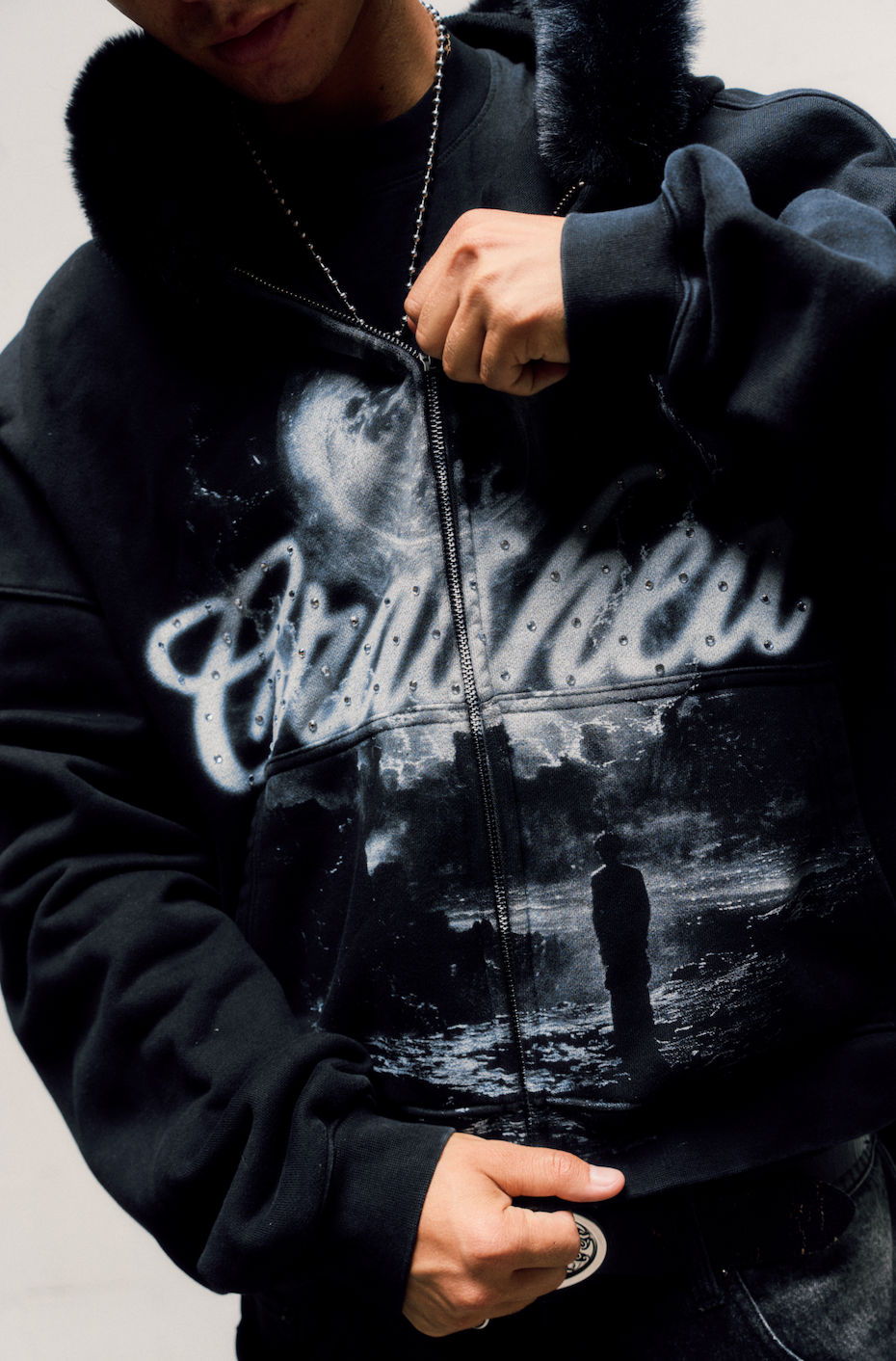 Jackets & Zip Ups